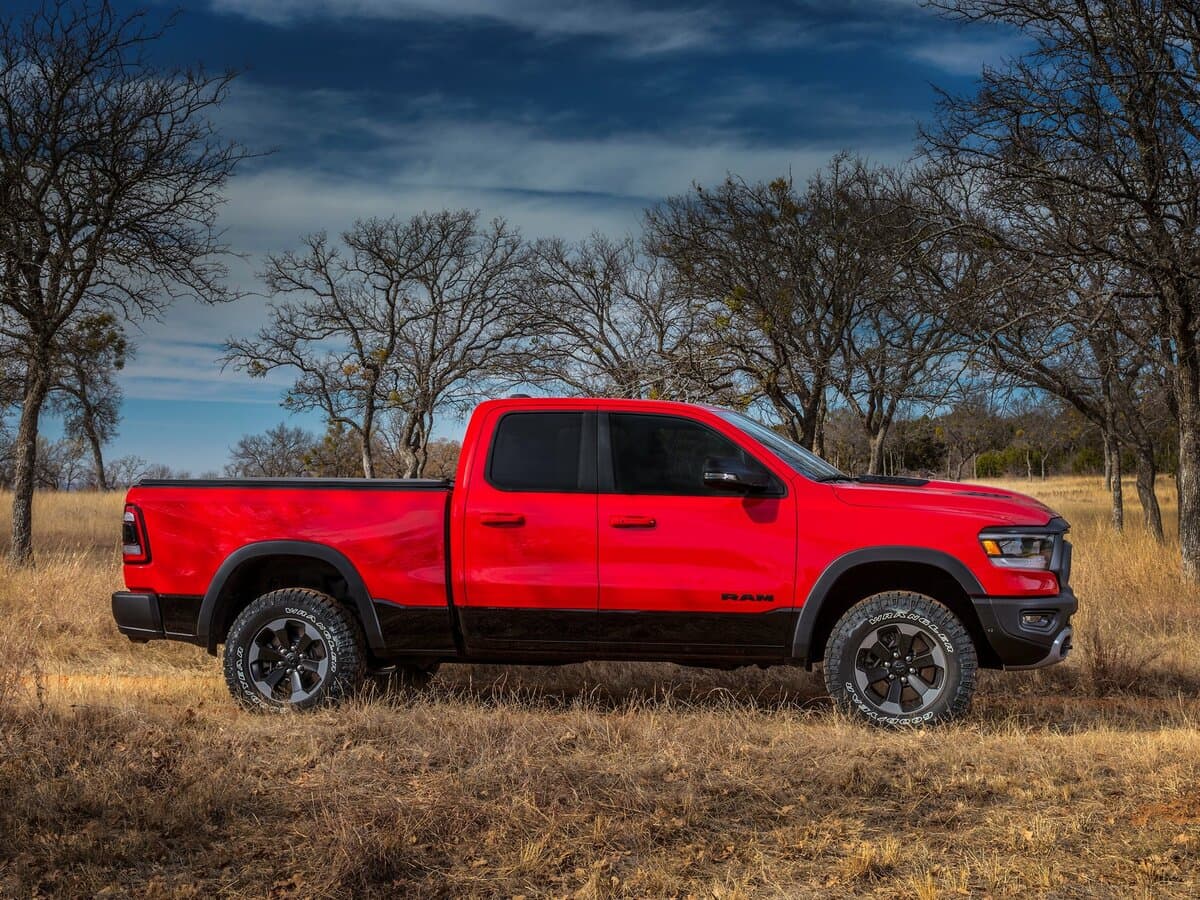 Ram 1500 V — Yandan