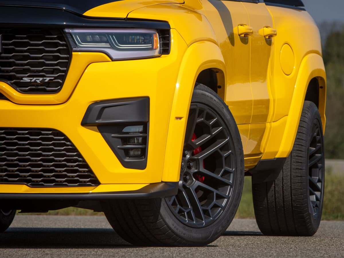 Ram 1500 V Restayling — Fara