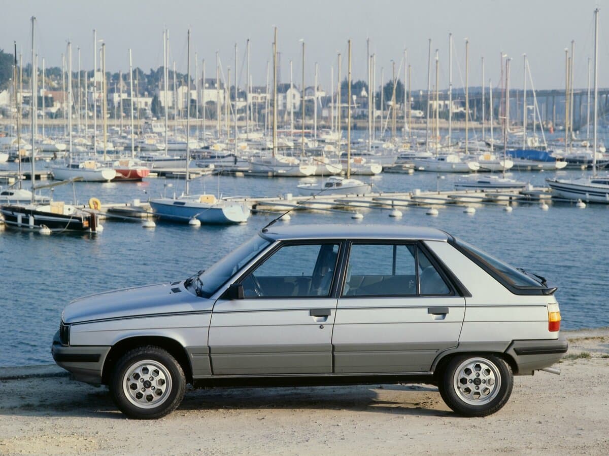 Renault 11 1983 – 1989 — Yandan