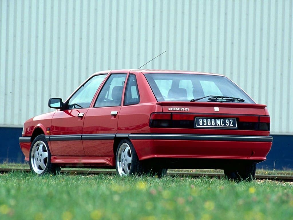 Renault 21 1986 – 1995 — 3/4 arxadan