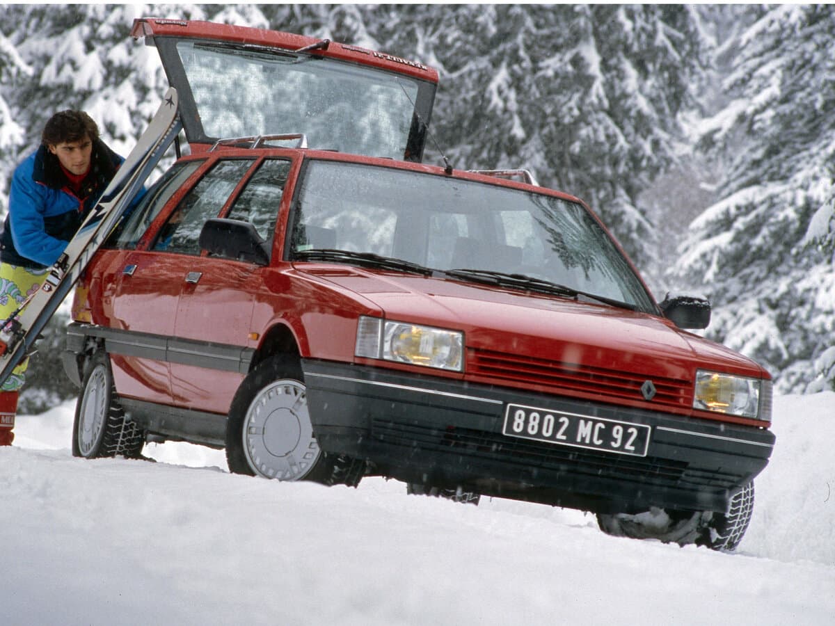 Renault 21 1986 – 1995 — Əsas şəkil