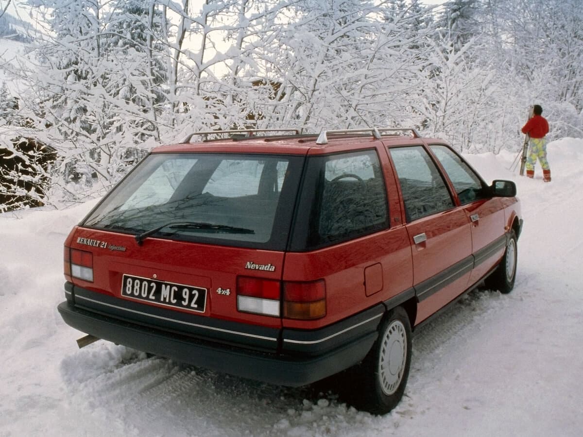 Renault 21 1986 – 1995 — 3/4 arxadan