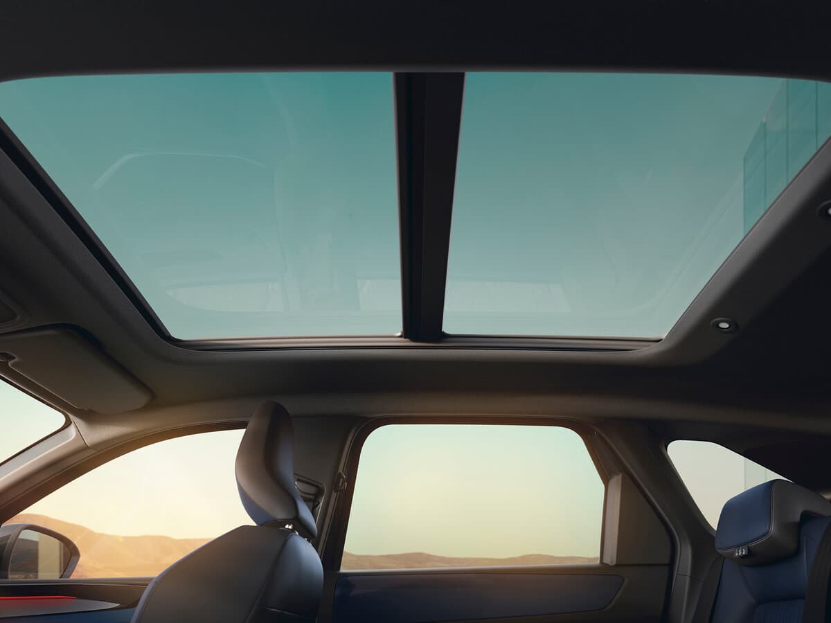 Renault Boreal 2025 – indiyədək — Salon, öndən