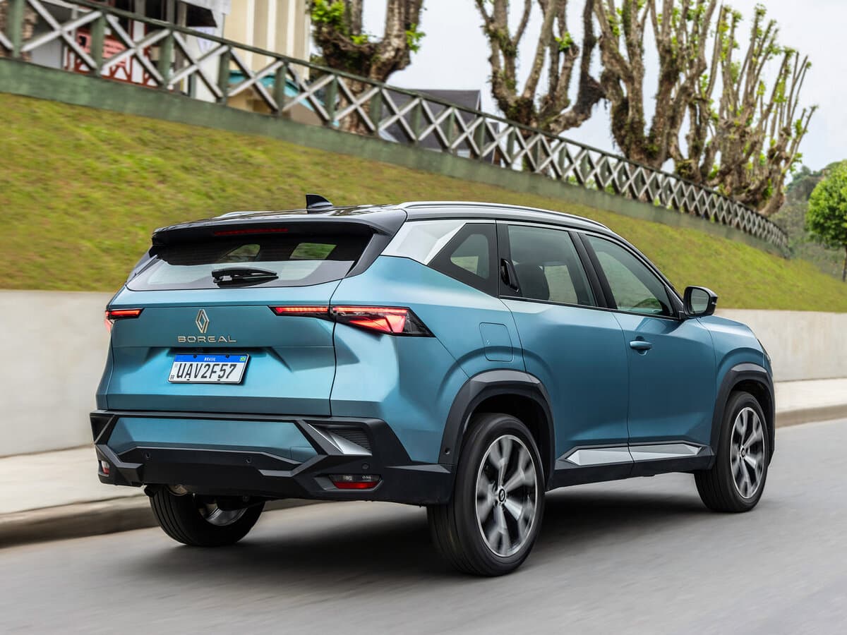 Renault Boreal 2025 – indiyədək — 3/4 arxadan