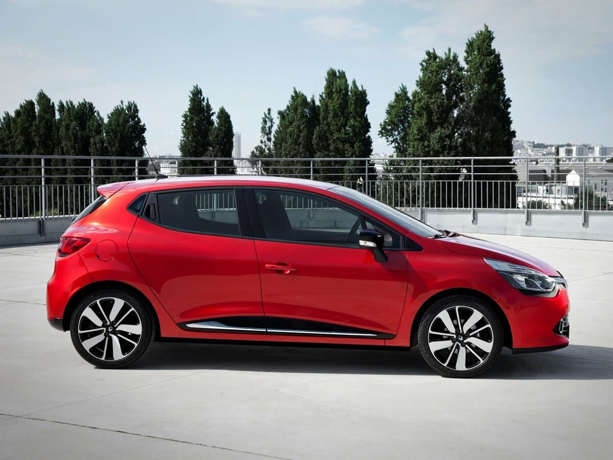 Renault Clio IV — Yandan