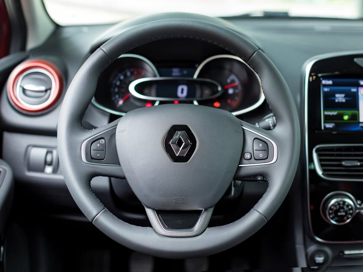 Renault Clio IV Restayling — Sükan