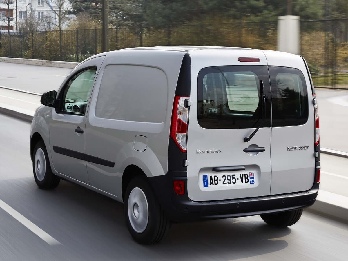 Renault Kangoo II Restayling — 3/4 arxadan