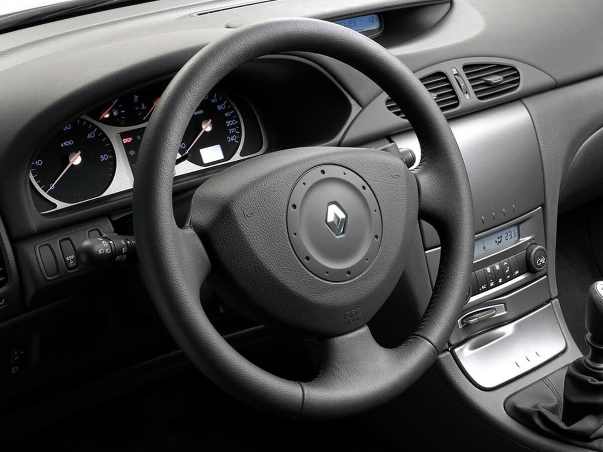 Renault Laguna II — Sükan
