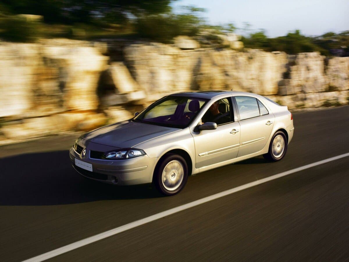 Renault Laguna II Restayling — Əsas şəkil