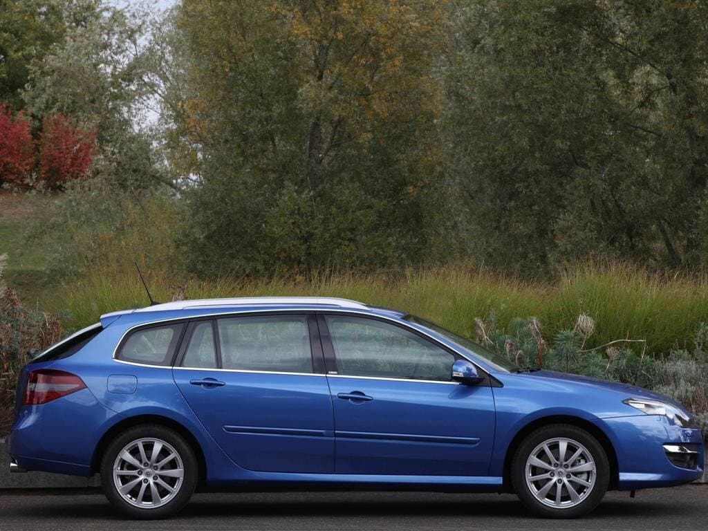 Renault Laguna III Restayling — Yandan