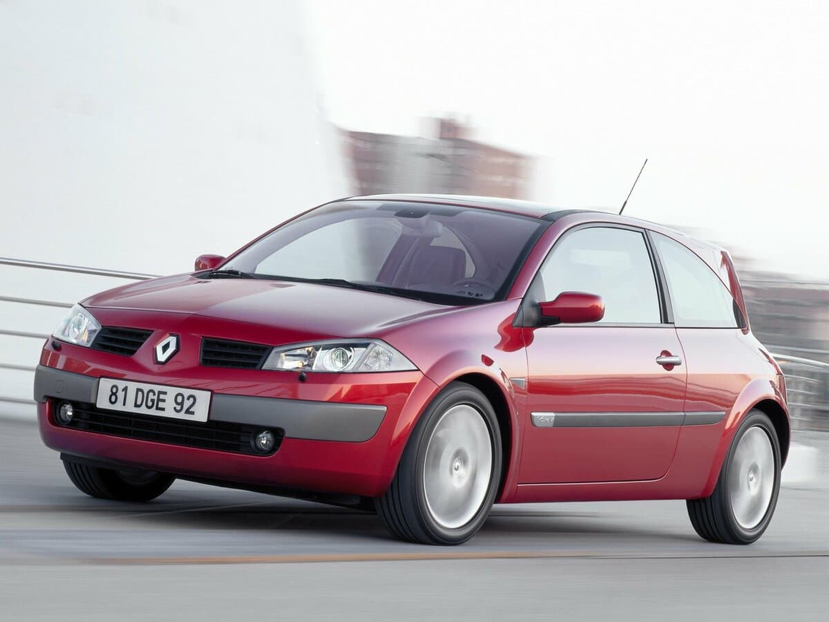 Renault Megane II — Əsas şəkil
