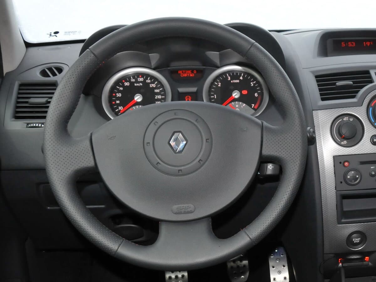 Renault Megane II — Sükan