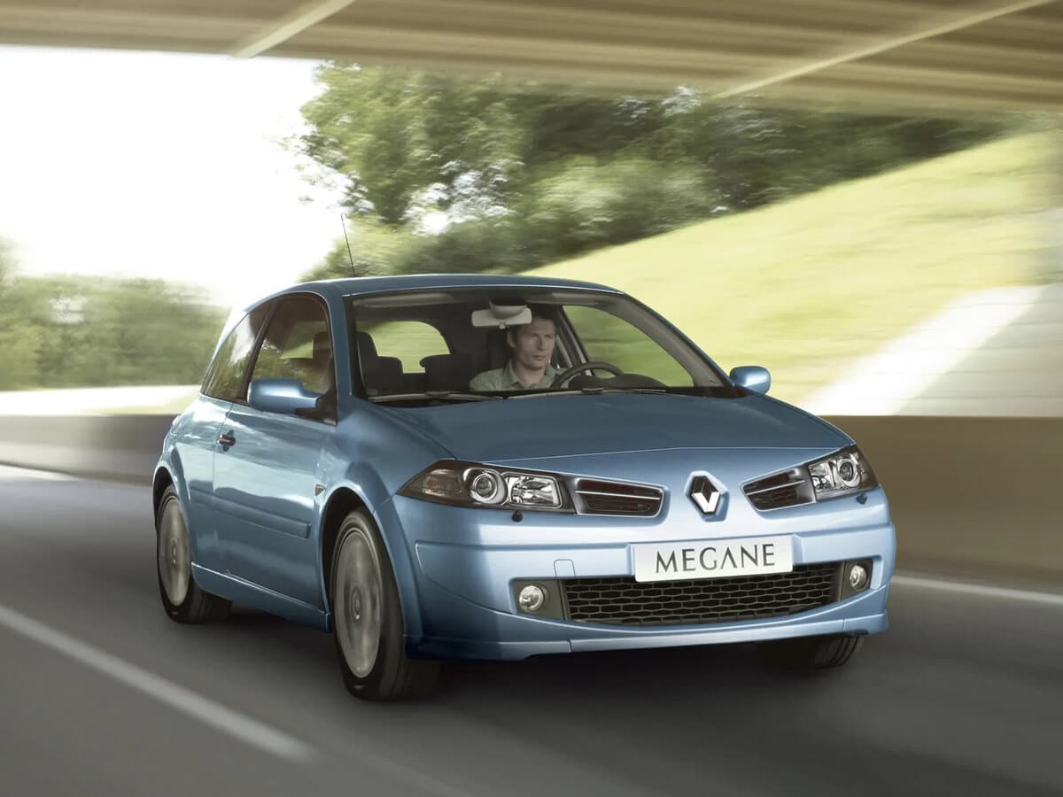 Renault Megane II Restayling — Öndən