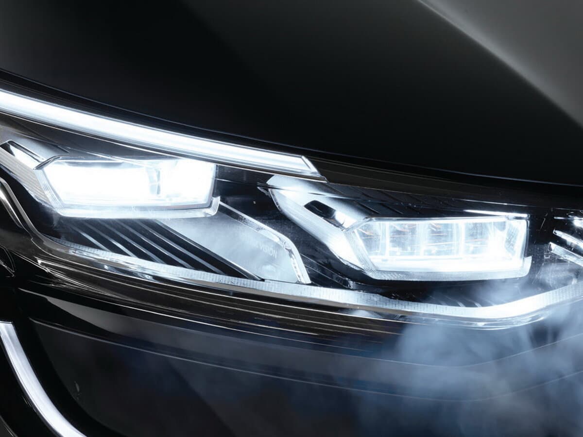 Renault Samsung SM6 I Restayling — Fara