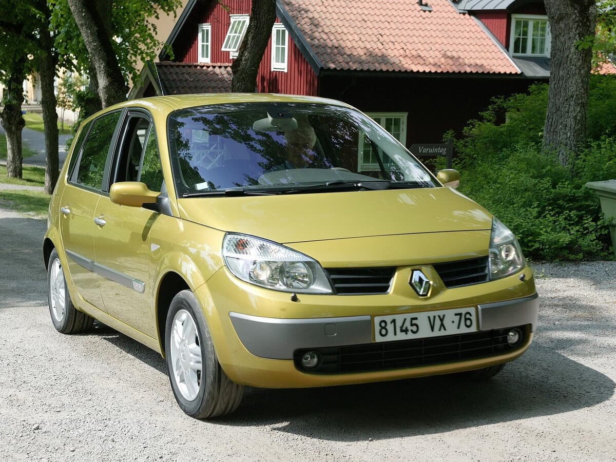 Renault Scenic II — Öndən