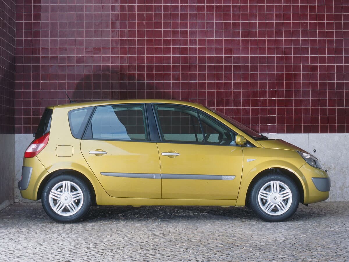 Renault Scenic II — Yandan