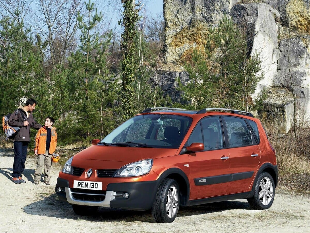 Renault Scenic II Restayling — Əsas şəkil