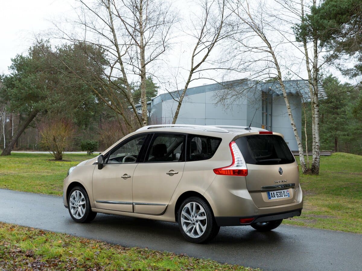 Renault Scenic III Restayling 2 — 3/4 arxadan