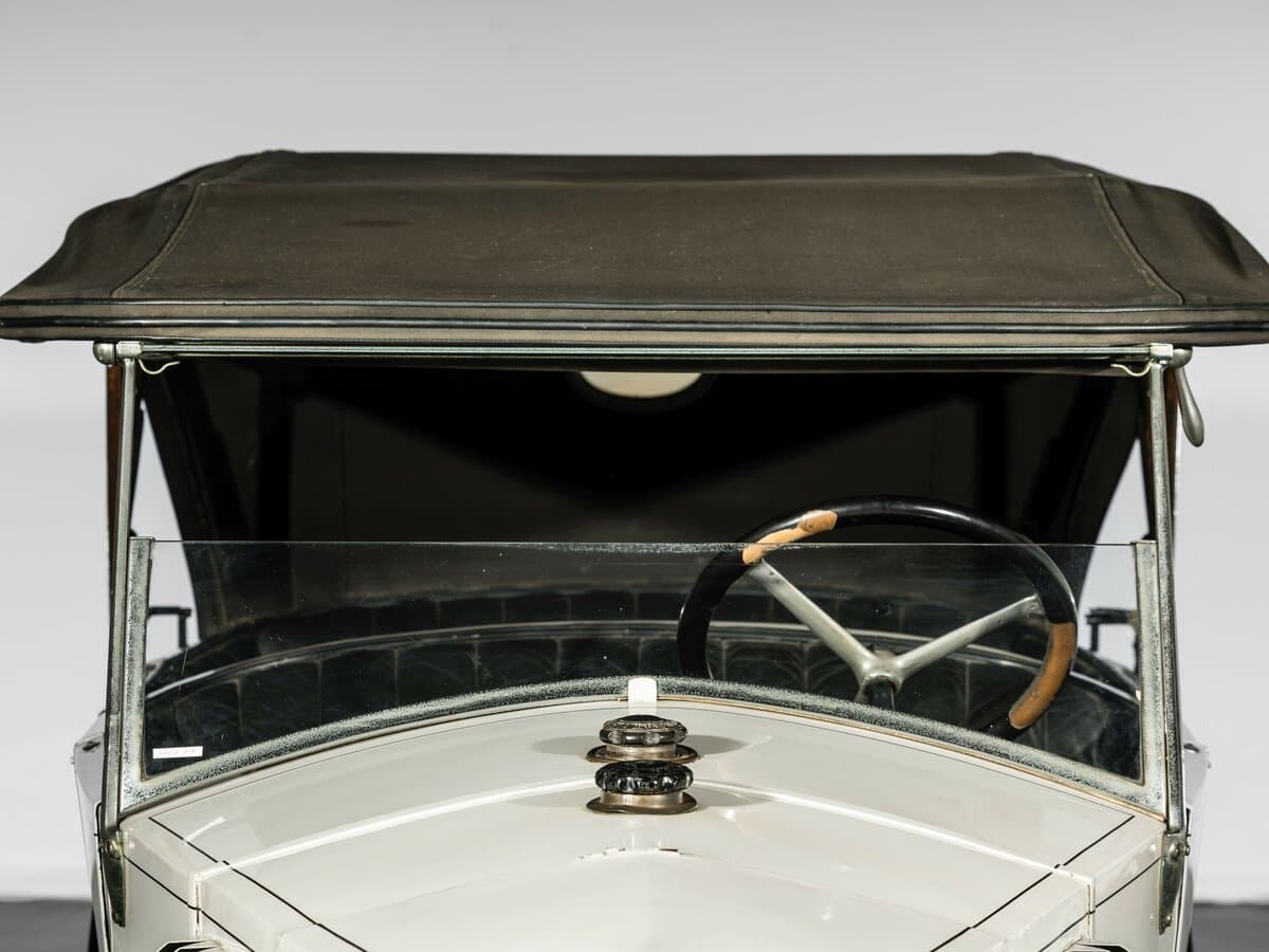Renault Type NN 1924 – 1929 — Salon, öndən