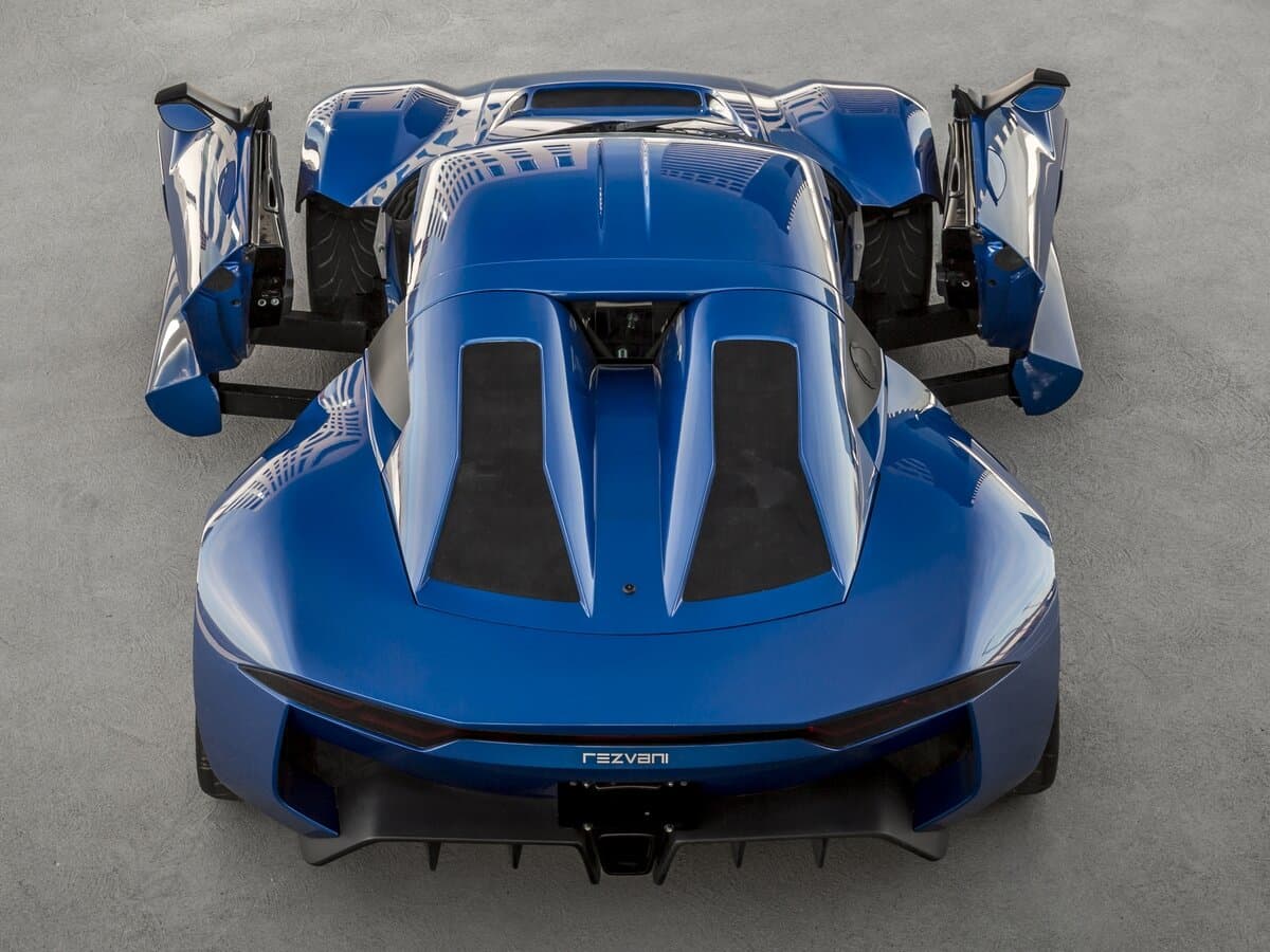 Rezvani Beast I — Salon, öndən