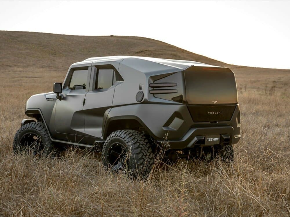 Rezvani Tank I — 3/4 arxadan