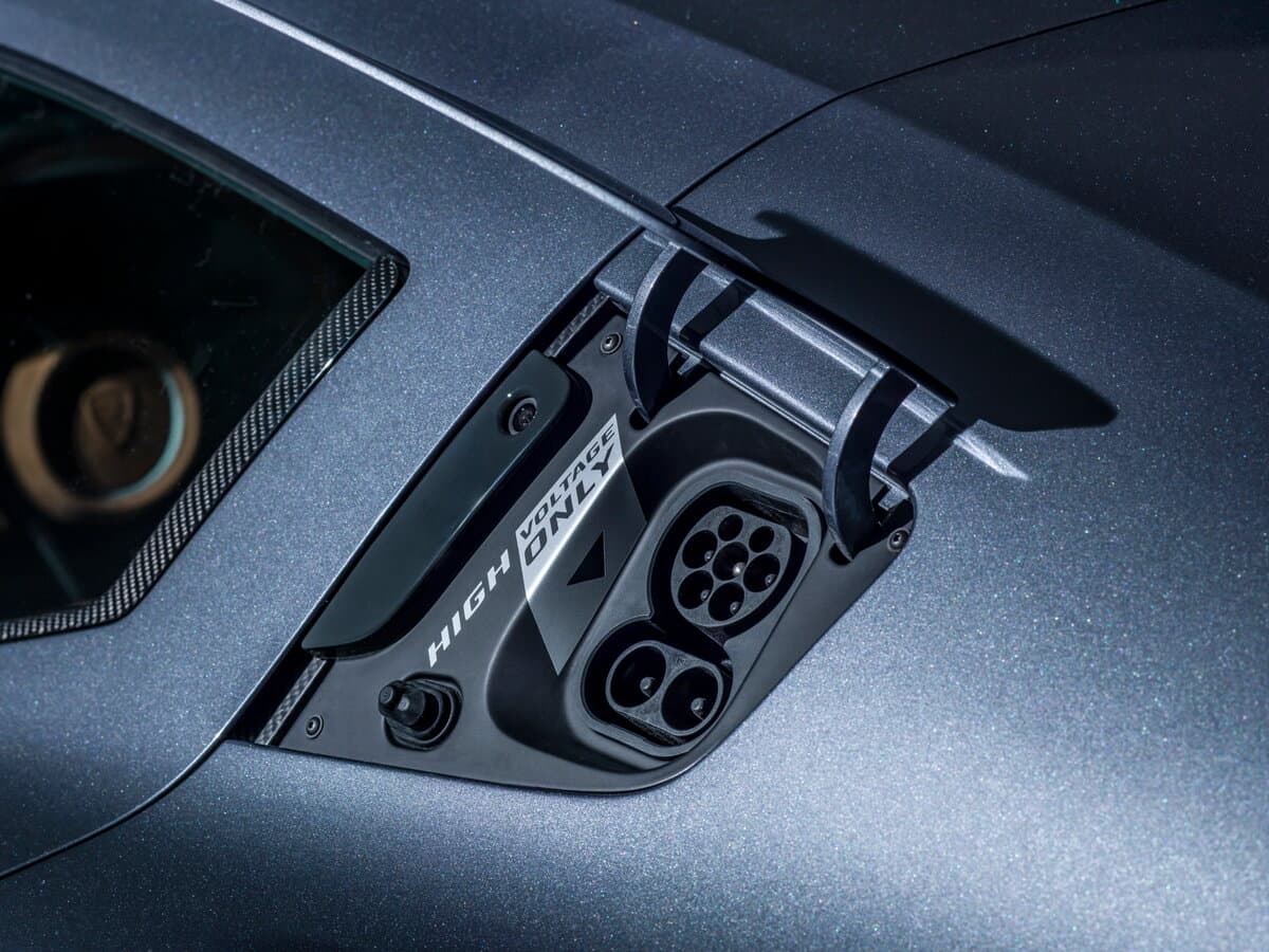 Rimac C Two 2018 – 2018 — Salon, arxadan