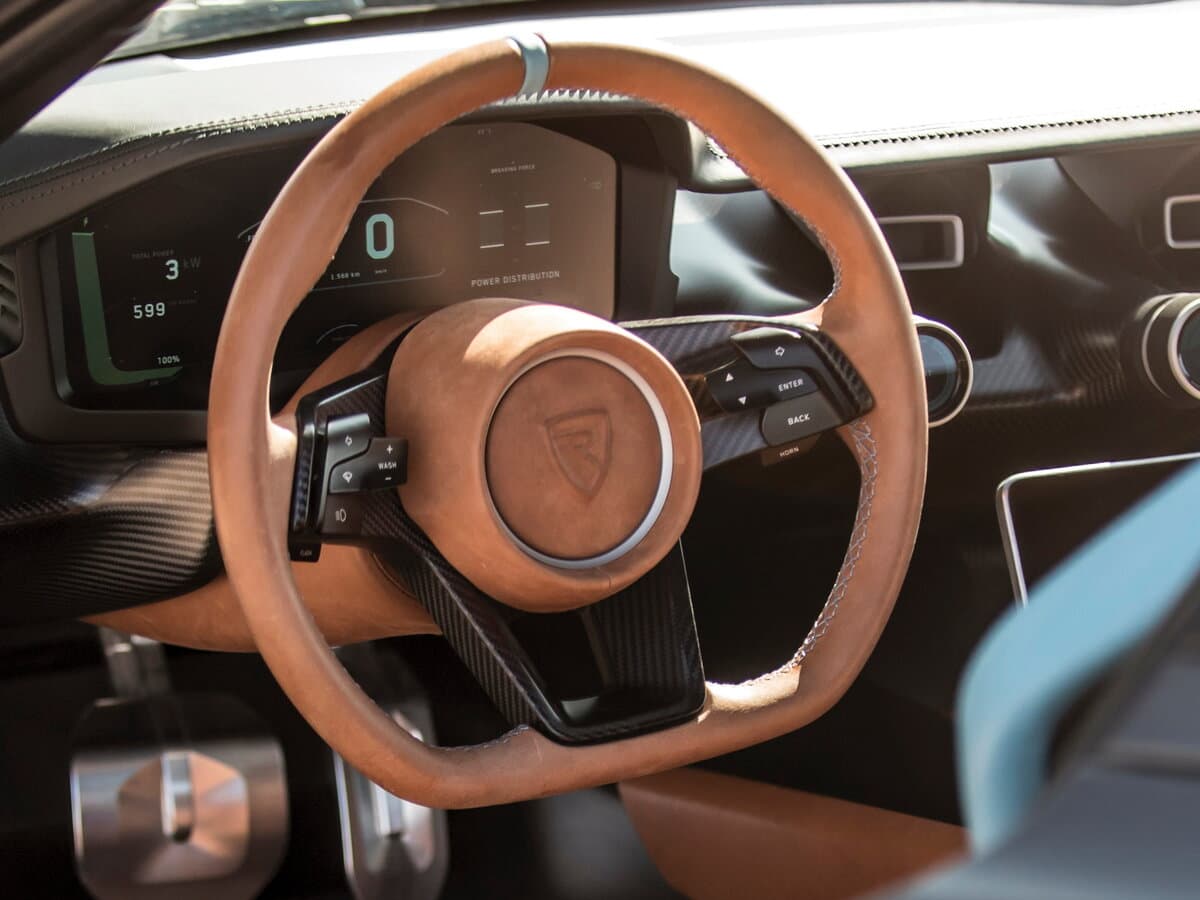 Rimac C Two 2018 – 2018 — Sükan