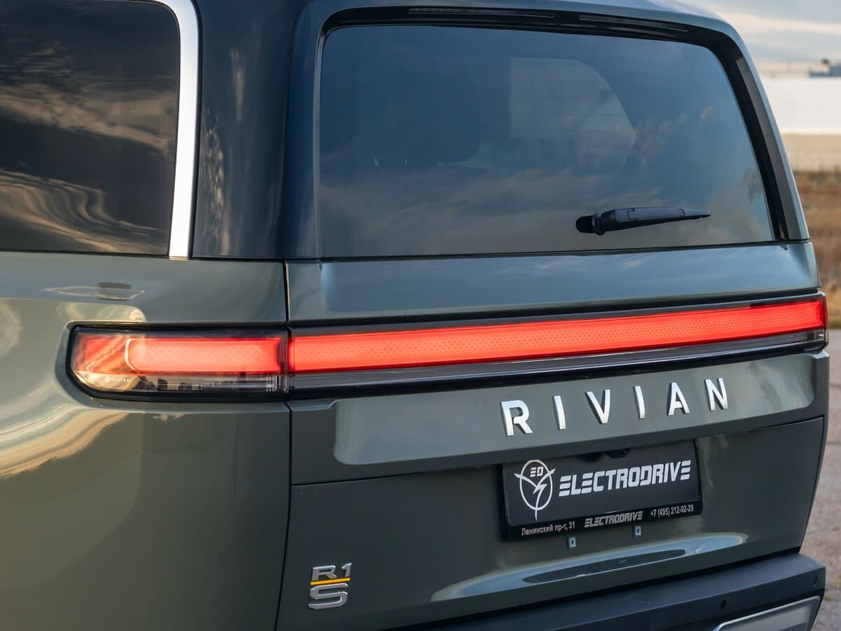 Rivian R1S 2022 – indiyədək — Detal
