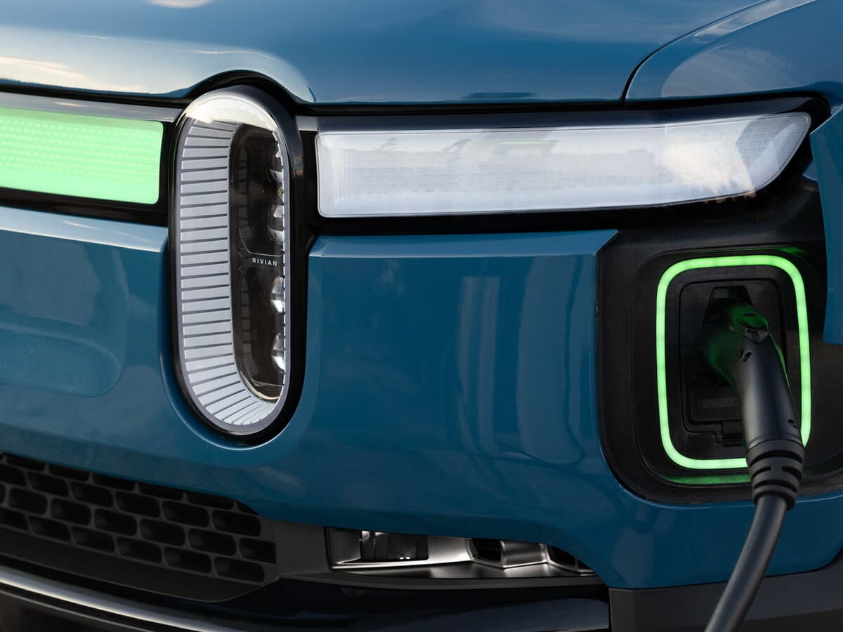 Rivian R1S 2022 – indiyədək — Fara