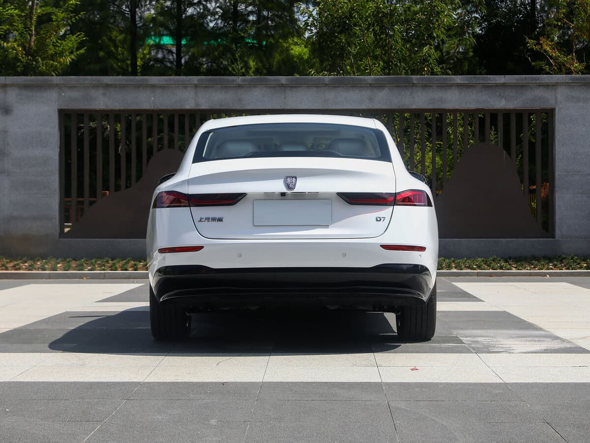 Roewe D7 2023 – indiyədək — Arxadan