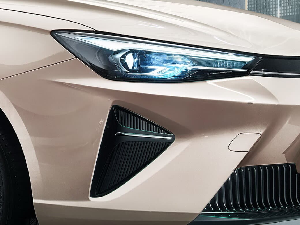 Roewe i5 I Restayling — Fara