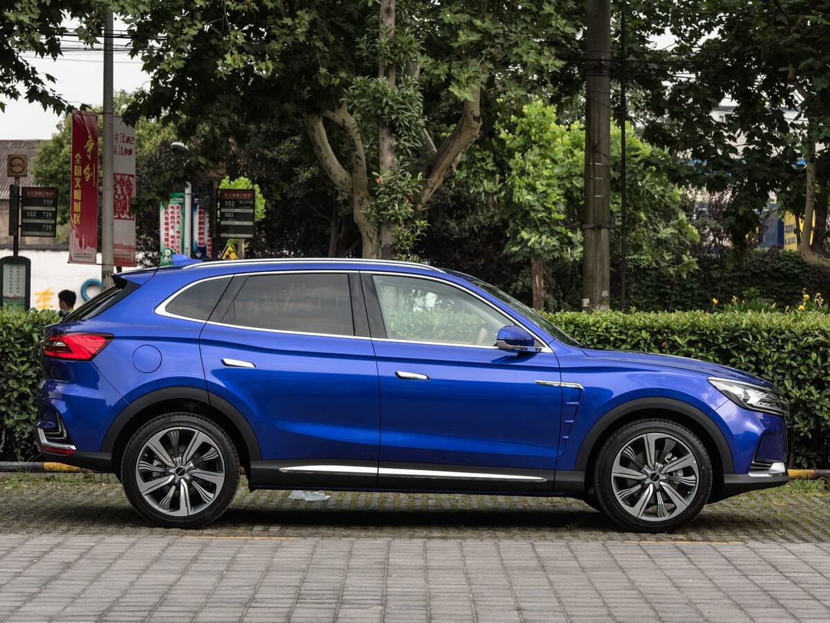 Roewe Marvel X 2018 – 2021 — Yandan
