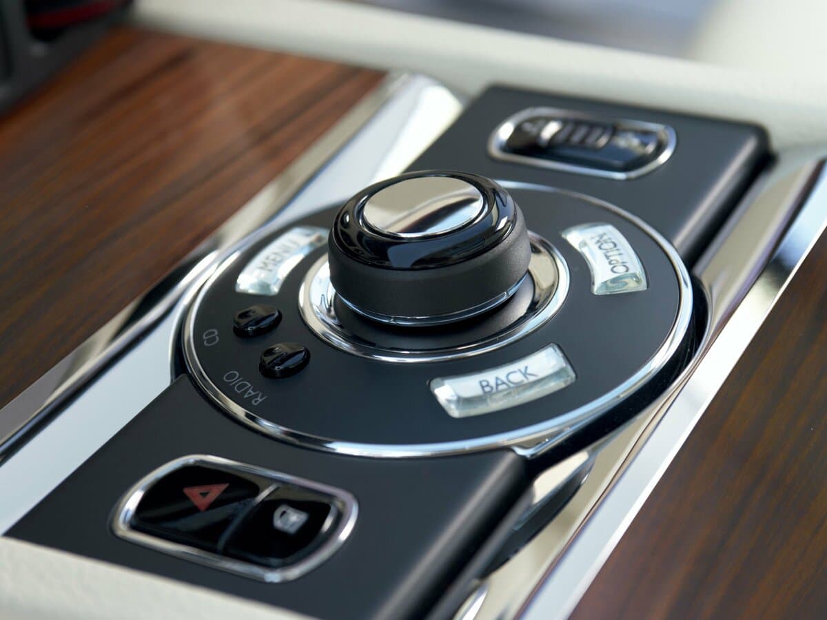 Rolls-Royce Ghost I (Series I) — Salon, arxadan