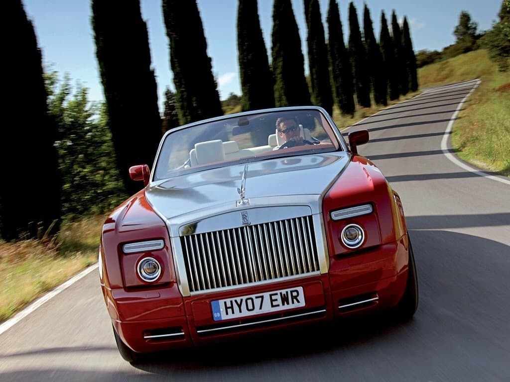 Rolls-Royce Phantom VII — Öndən