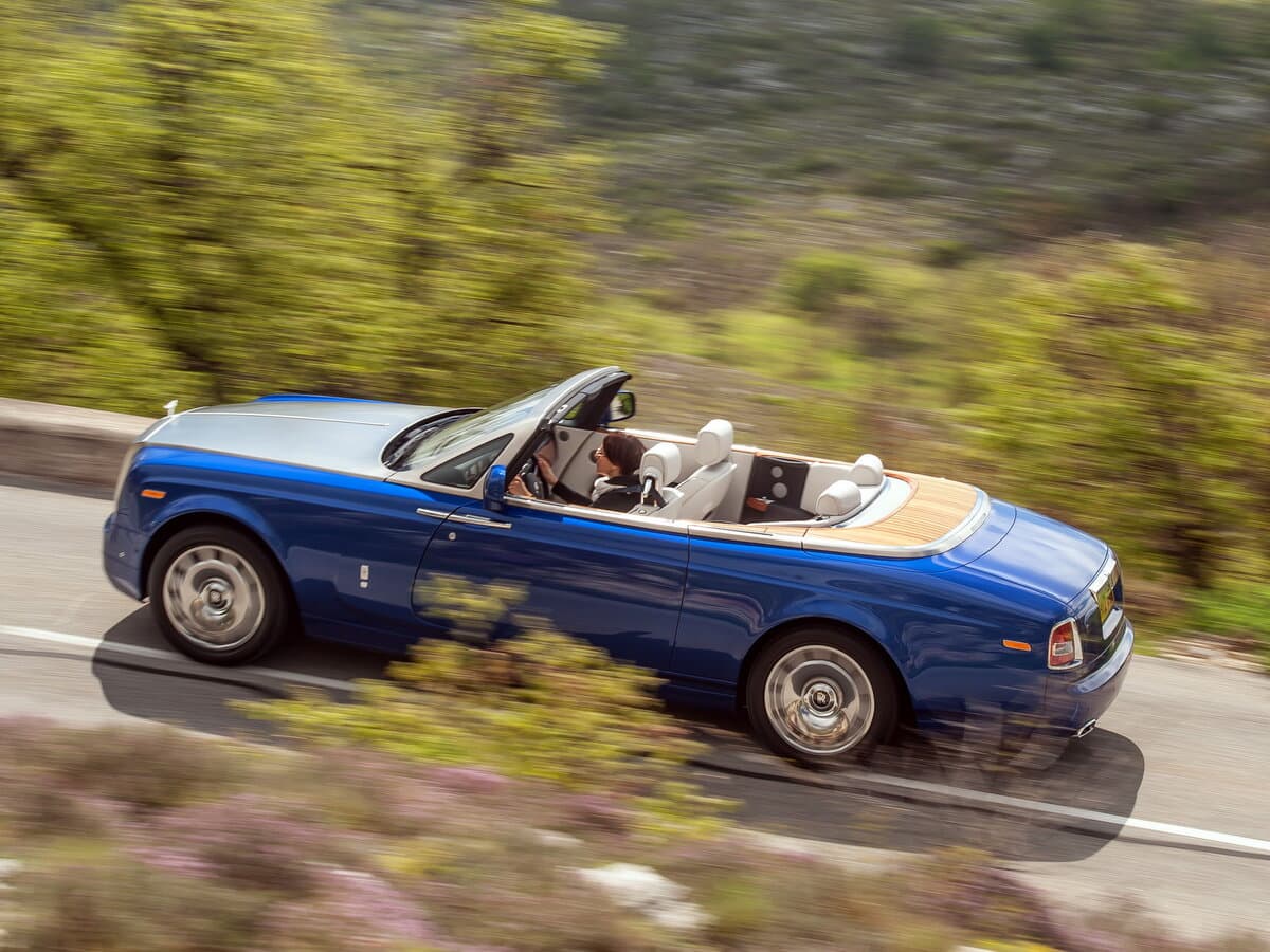 Rolls-Royce Phantom VII Restayling (Series II) — 3/4 arxadan
