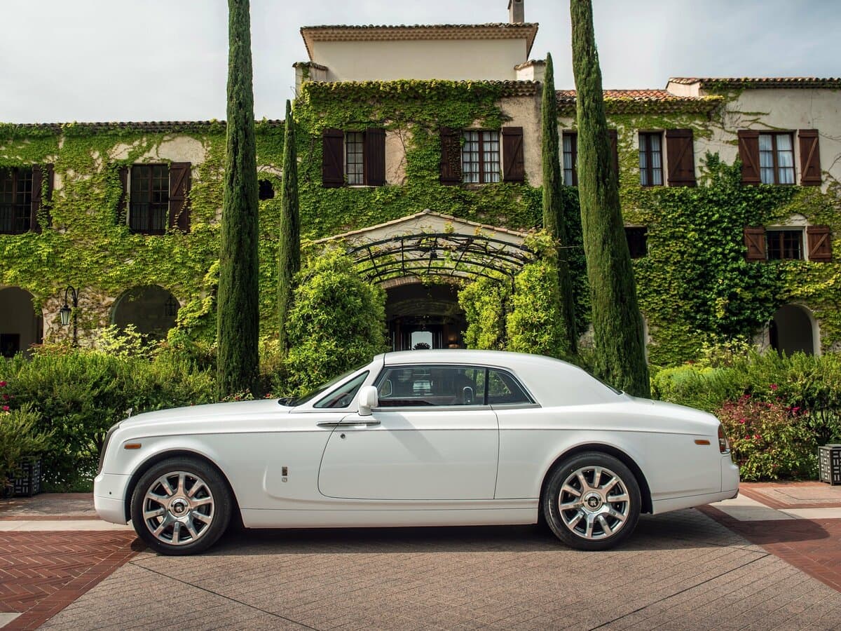 Rolls-Royce Phantom VII Restayling (Series II) — Yandan