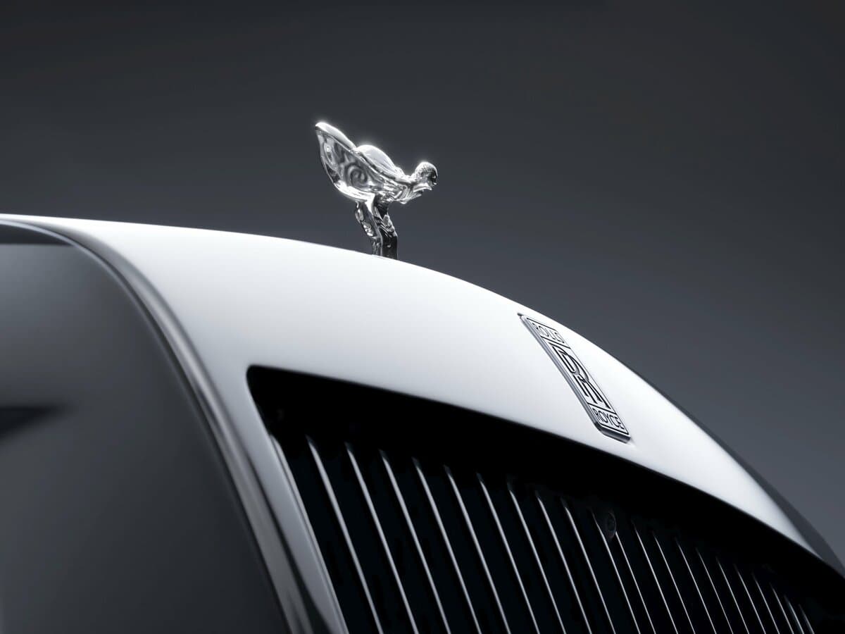 Rolls-Royce Phantom VIII (Series I) — Salon, öndən
