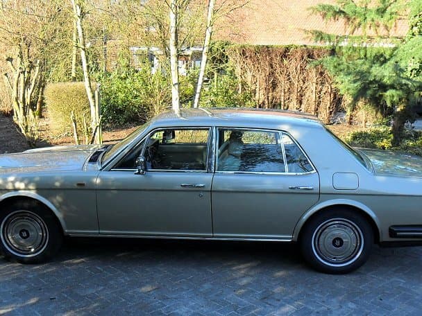 Rolls-Royce Silver Spirit Mark I — yandan görünüş