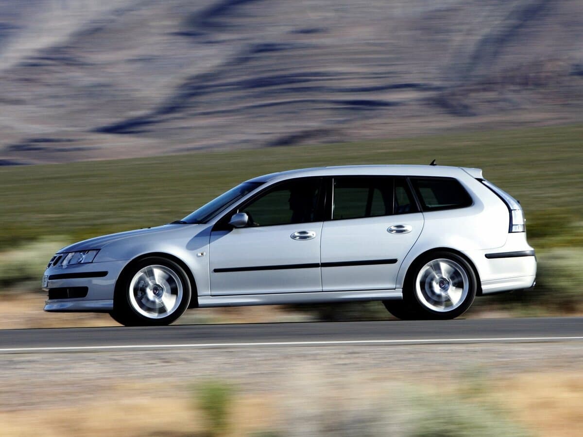 Saab 9-3 II — Yandan