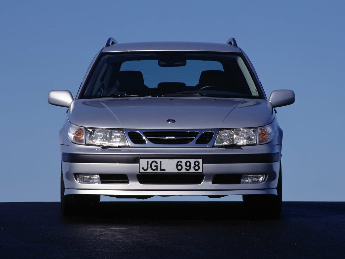 Saab 9-5 I — Öndən