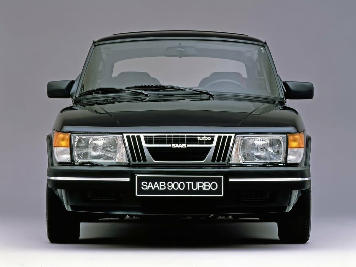 Saab 900 I — Öndən