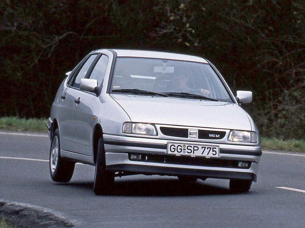 SEAT Cordoba I — öndən görünüş