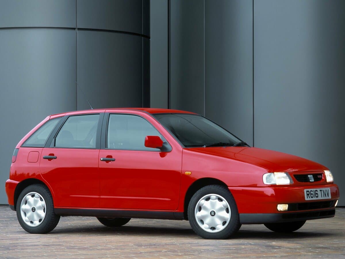SEAT Ibiza II — Yandan