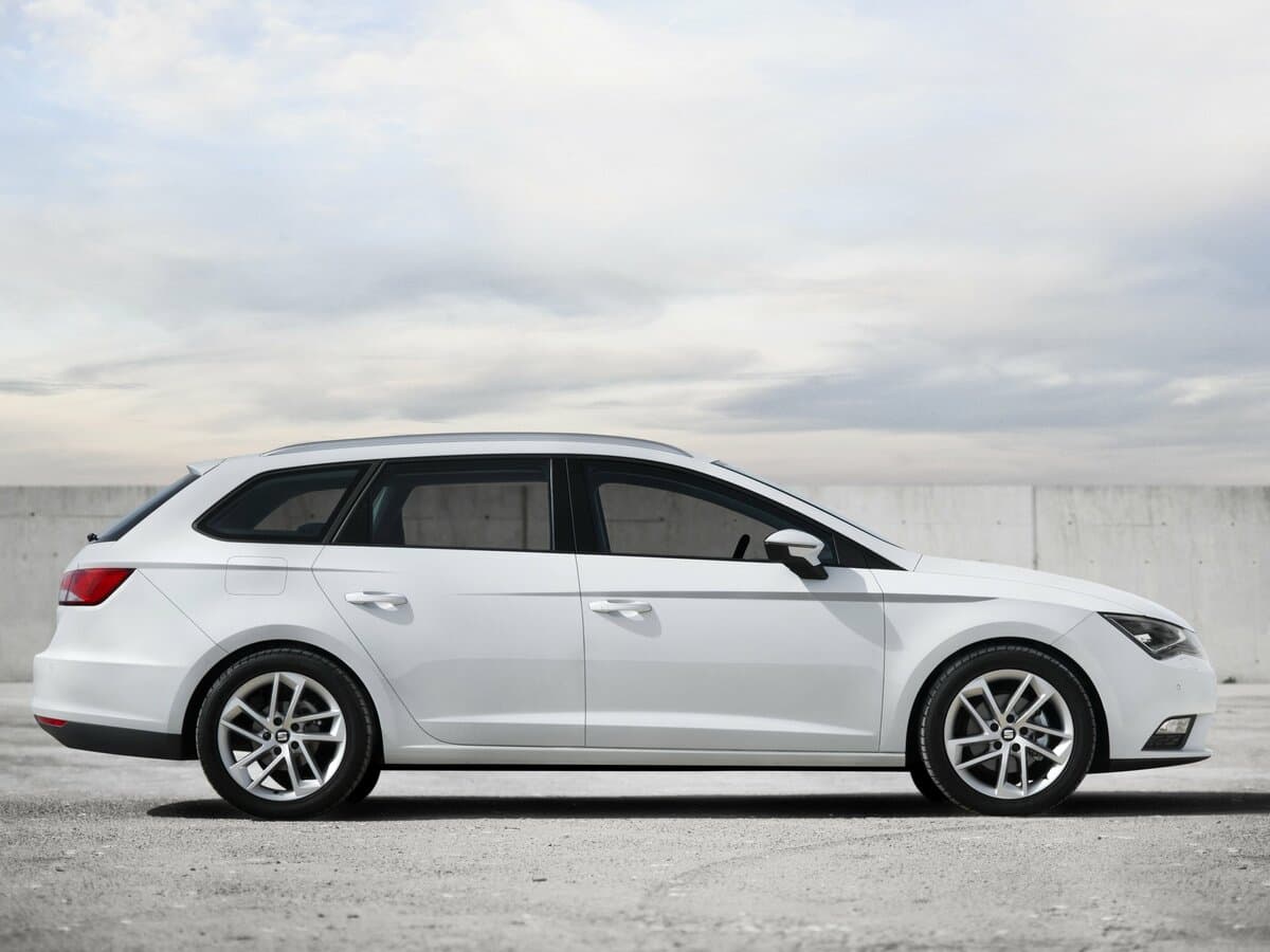 SEAT Leon III — Yandan