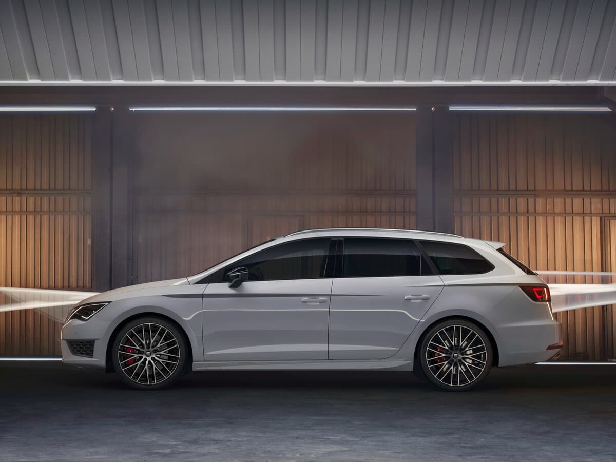 SEAT Leon Cupra III — Yandan