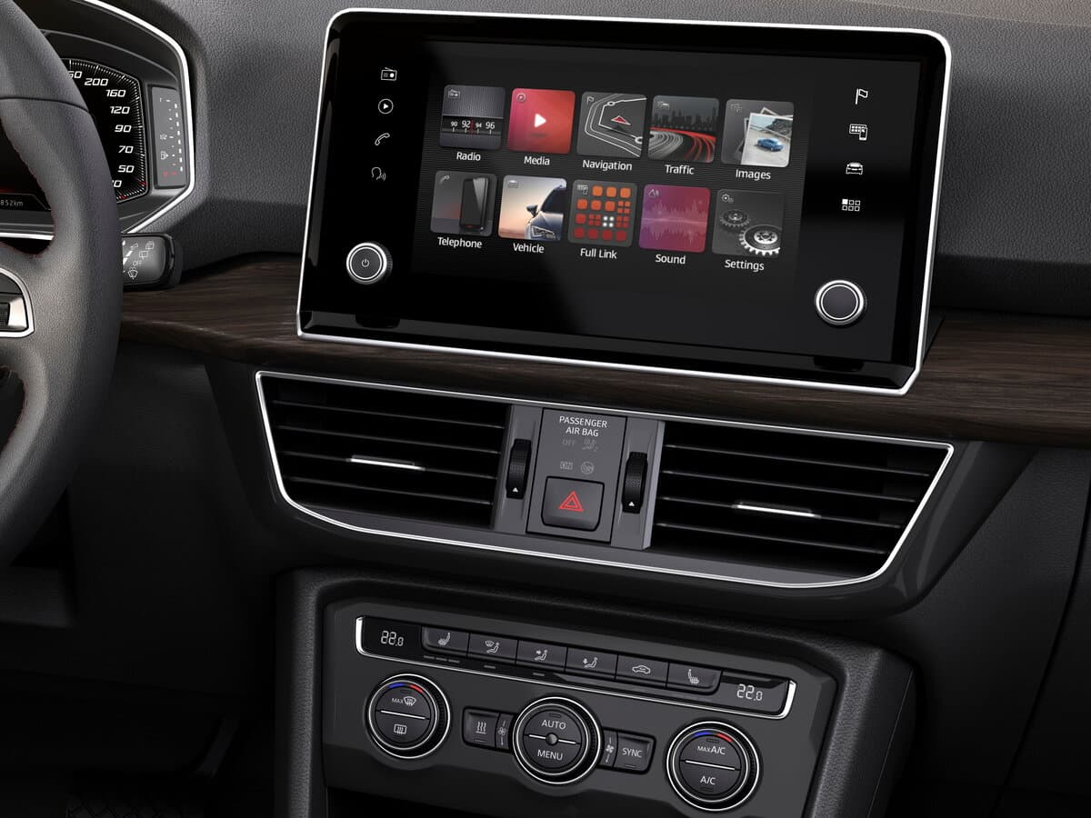 SEAT Tarraco I — Salon, öndən