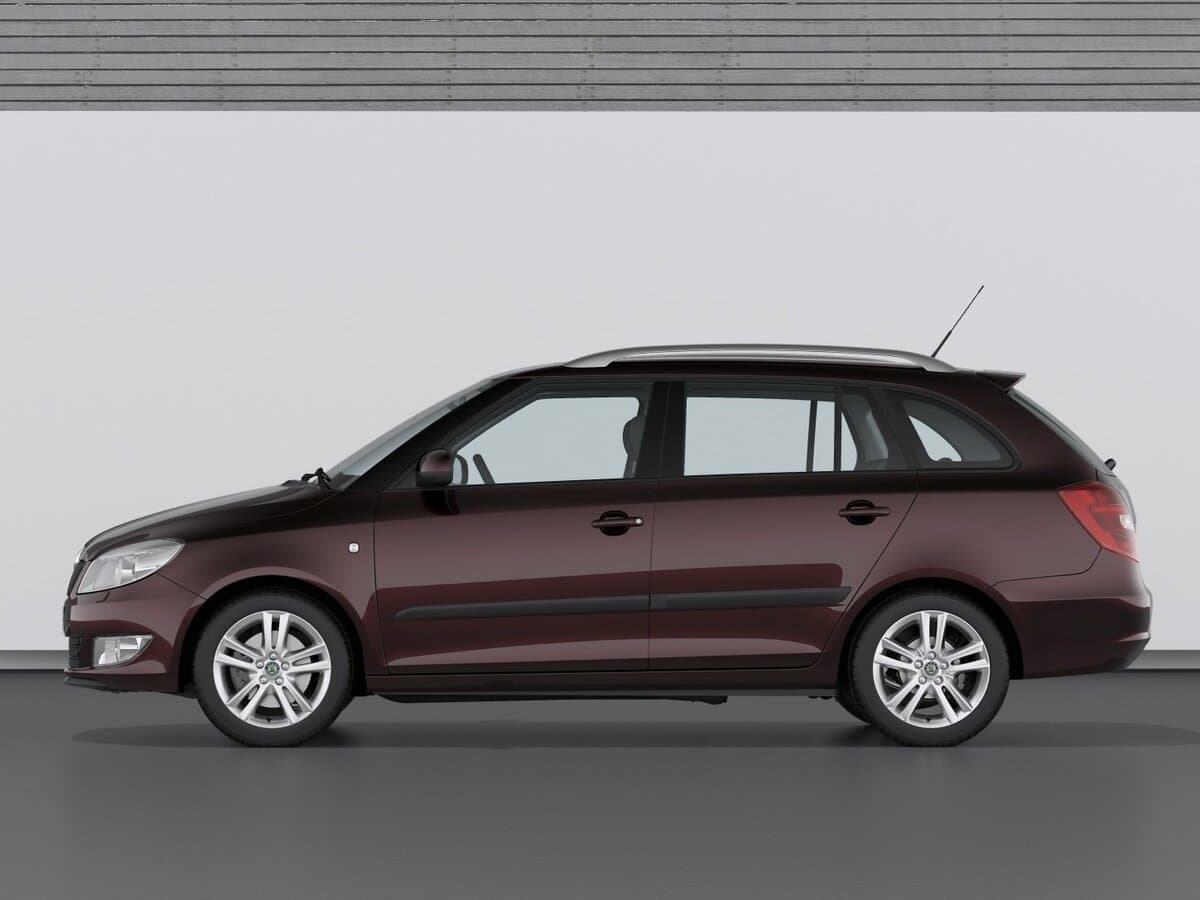 Skoda Fabia II Restayling — Yandan
