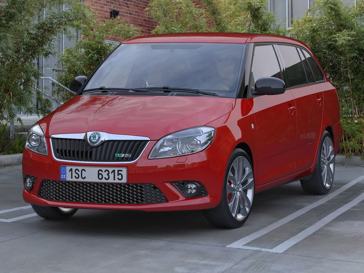 Skoda Fabia RS II — Öndən