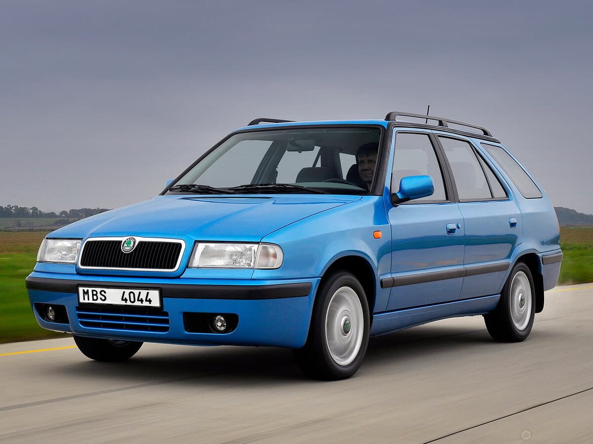 Skoda Felicia I Restayling — Əsas şəkil