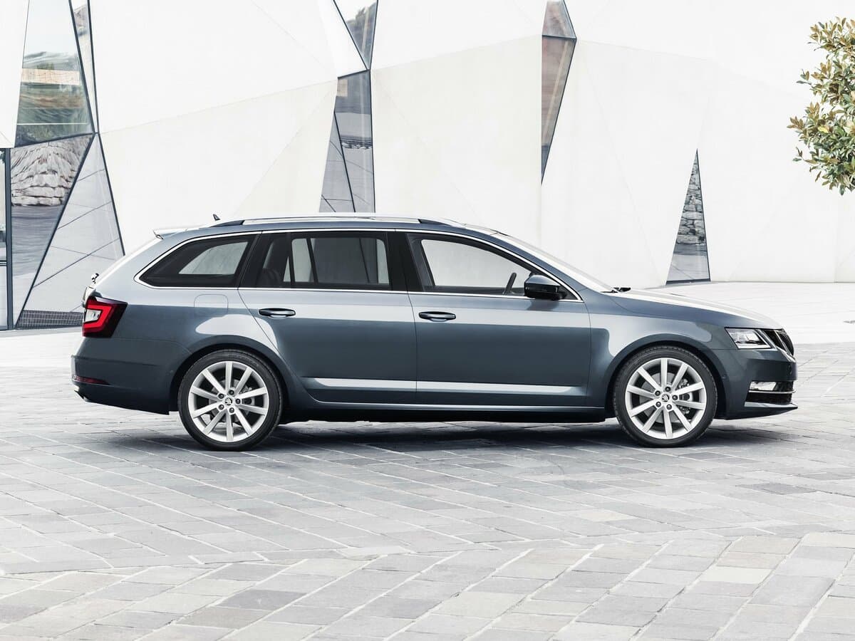 Skoda Octavia III (A7) Restayling — Yandan